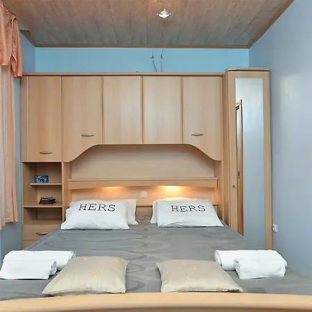 Apartment Jasna 1128 Fazana